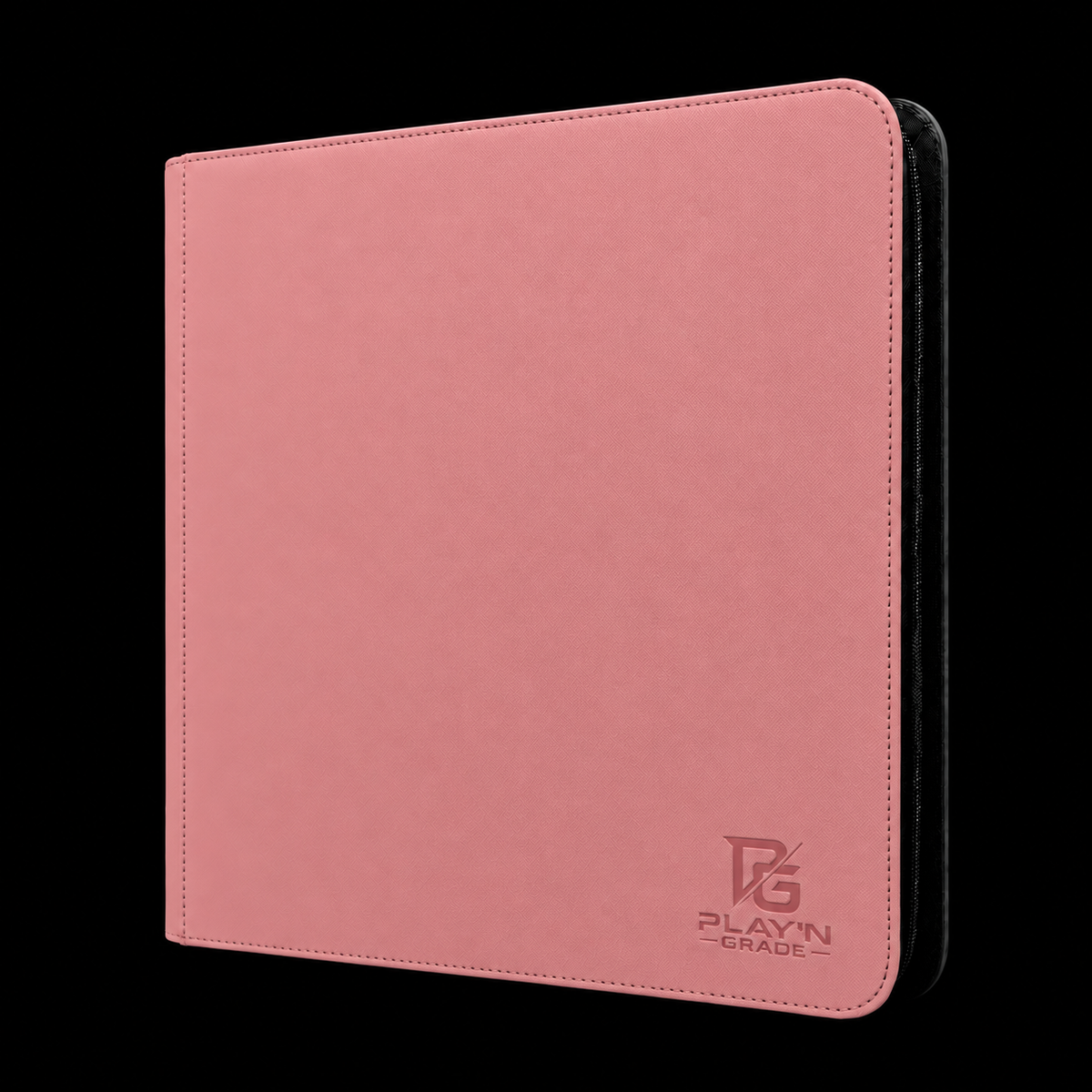 Classeur zippé format large rose Play’n’Grade, nouveau logo, zip noir sur fond noir